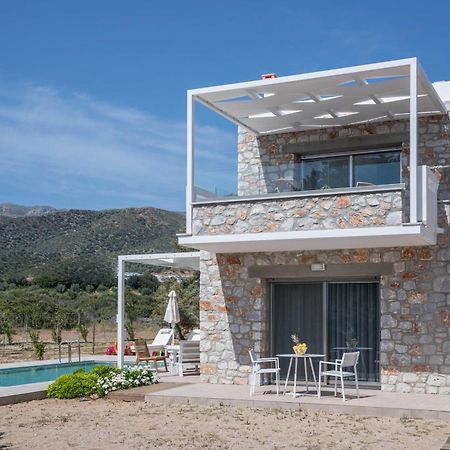 פליאוחורה Cedar Bay Beachside Villas מראה חיצוני תמונה