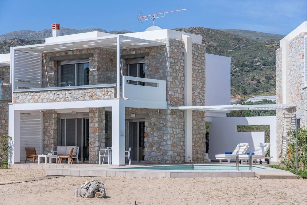 פליאוחורה Cedar Bay Beachside Villas מראה חיצוני תמונה