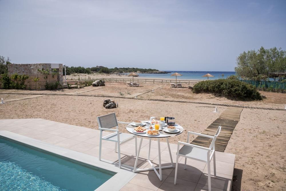 פליאוחורה Cedar Bay Beachside Villas מראה חיצוני תמונה