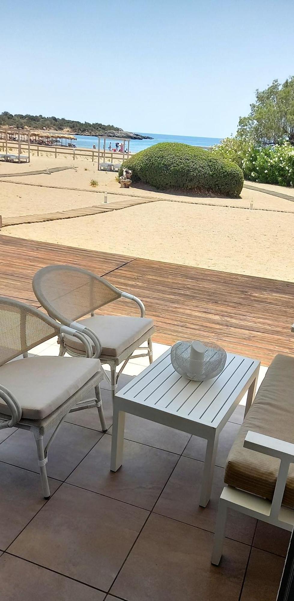פליאוחורה Cedar Bay Beachside Villas מראה חיצוני תמונה