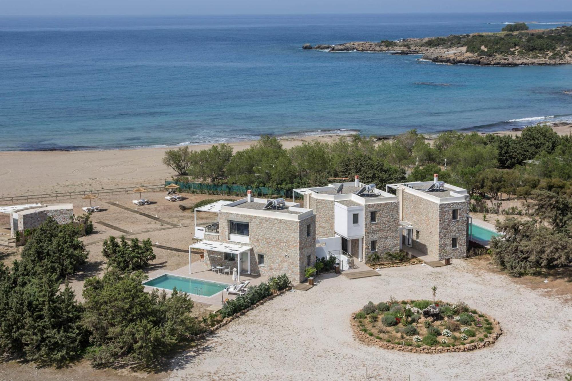 פליאוחורה Cedar Bay Beachside Villas מראה חיצוני תמונה