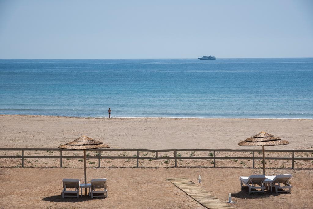 פליאוחורה Cedar Bay Beachside Villas מראה חיצוני תמונה