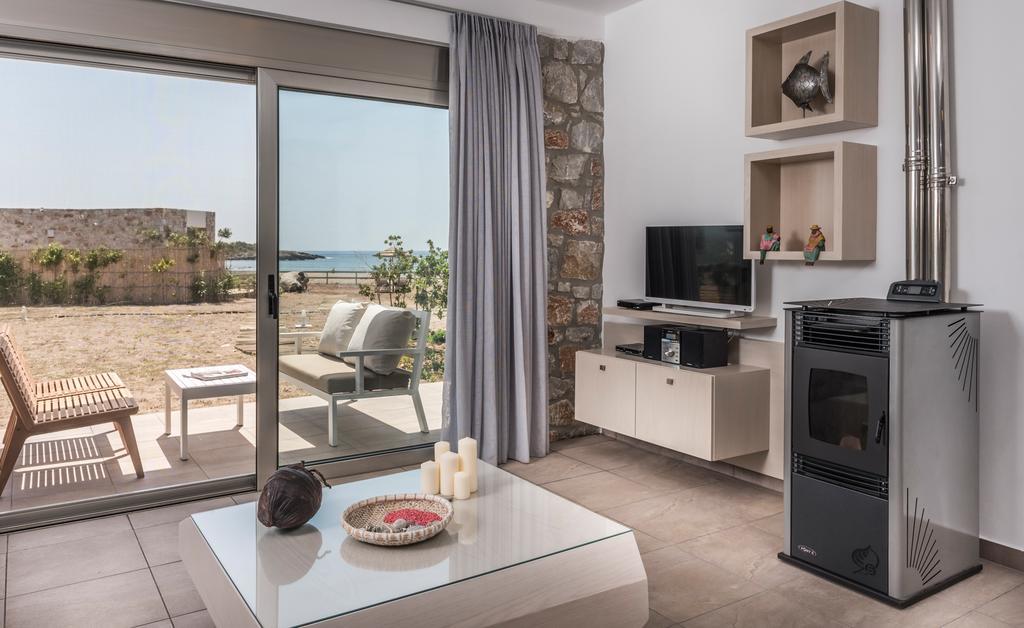 פליאוחורה Cedar Bay Beachside Villas מראה חיצוני תמונה
